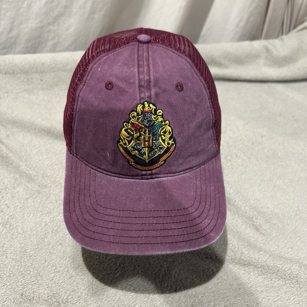 Harry Potter Hogwarts Crest Trucker Hat Burgundy Mesh Wizarding World 2023